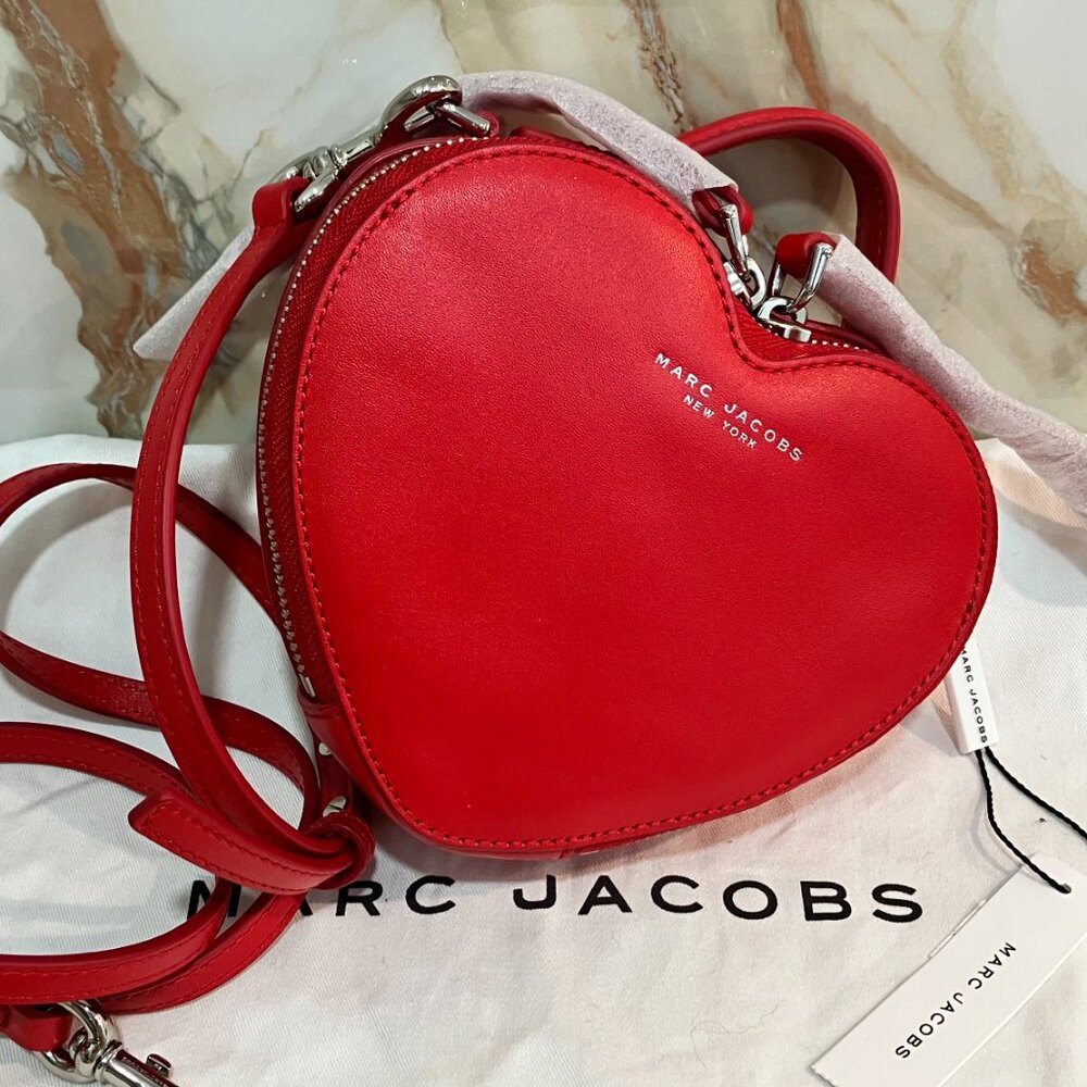 MARC JACOBS Red Heart Crossbody Bag | Rare Collector's Item |  Sac Coeur Rouge